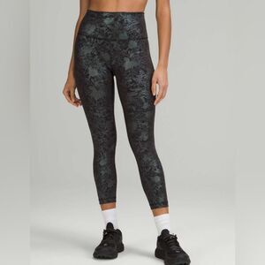 Lululemon Wunder Train High-Rise Crop Foil, Size 4.